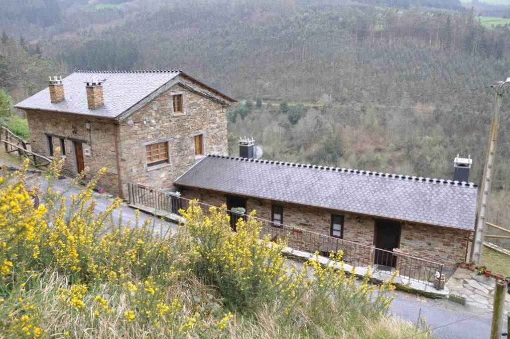 San Tirso de AbresApartamento El Acebo公寓 外观 照片